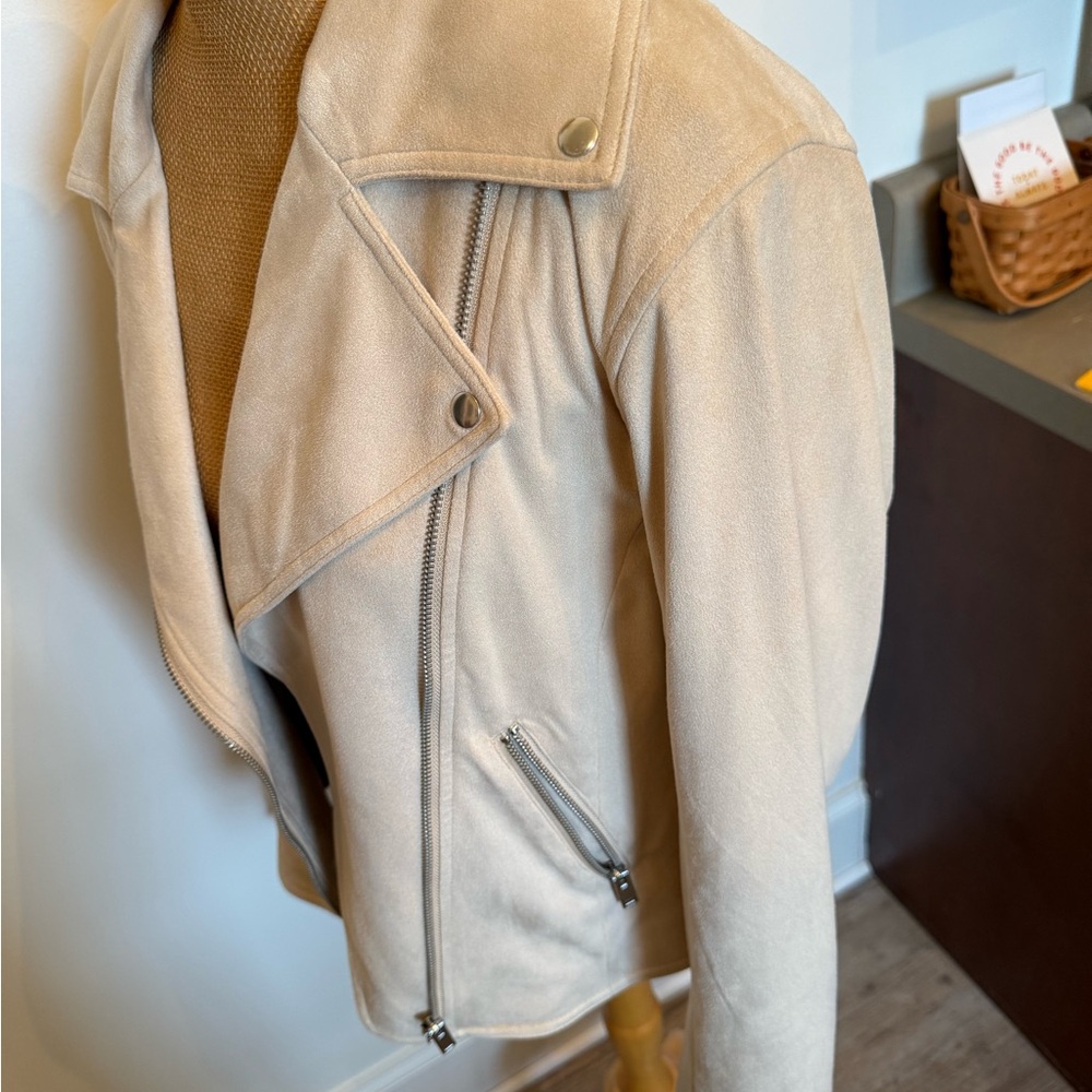 Matilda Jane GOOD HEART Beige Faux Suede Moto Jacket Sz MEDIUM